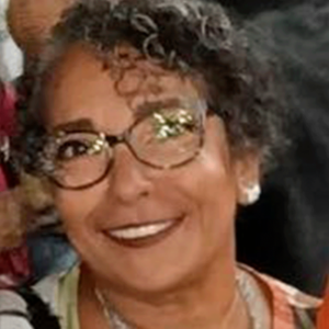 Evania Oliveira
